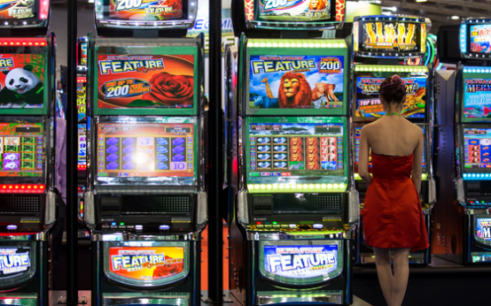 can casinos manipulate slot machines